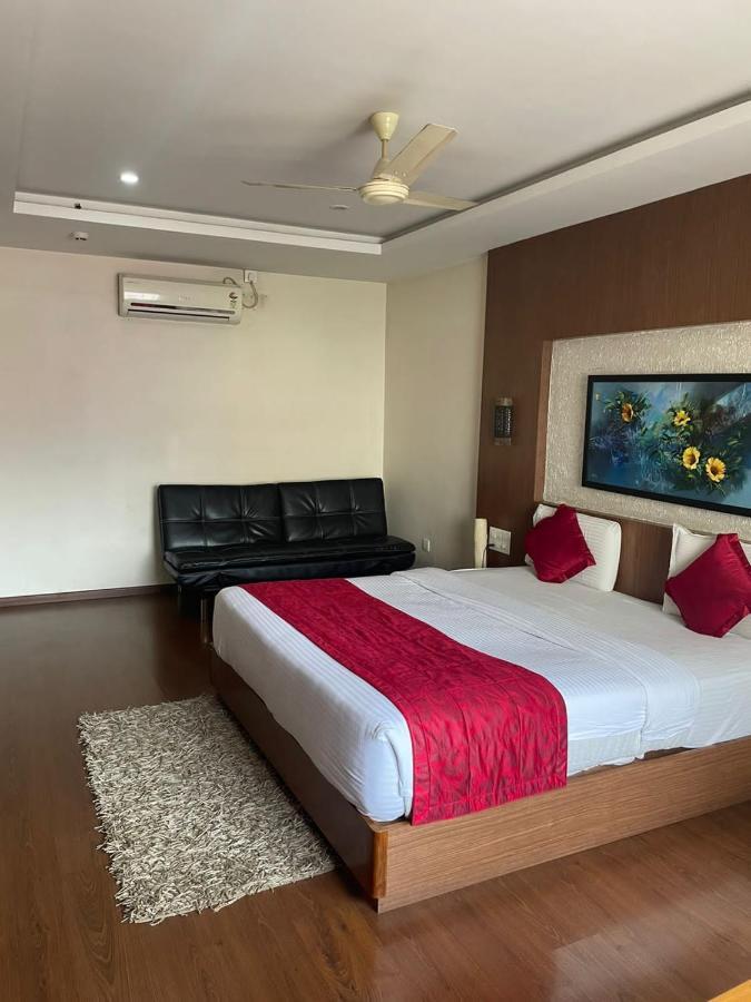 The Lotus Boutique Hotel Чикмагалур Экстерьер фото