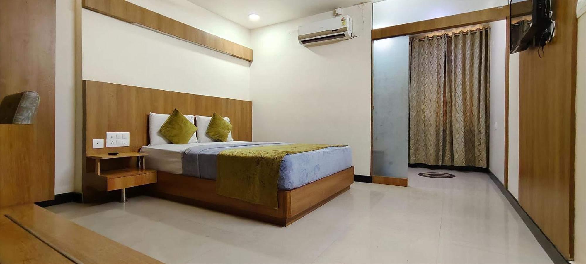 The Lotus Boutique Hotel Чикмагалур Экстерьер фото