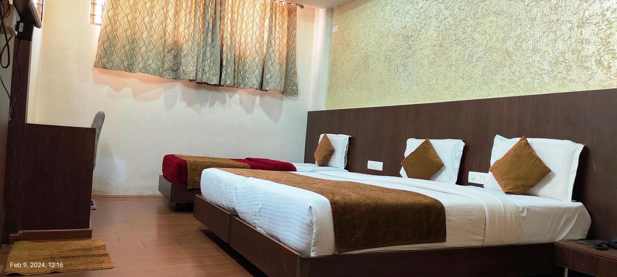 The Lotus Boutique Hotel Чикмагалур Экстерьер фото